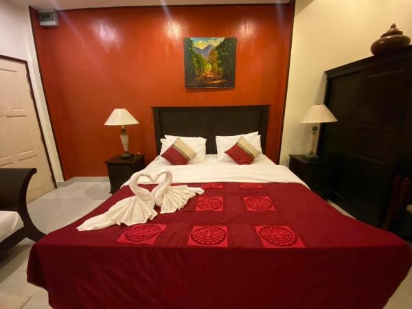 The Journey House Lifestyle Boutique Hotel : photo 4 de la chambre chambre triple avec baignoire