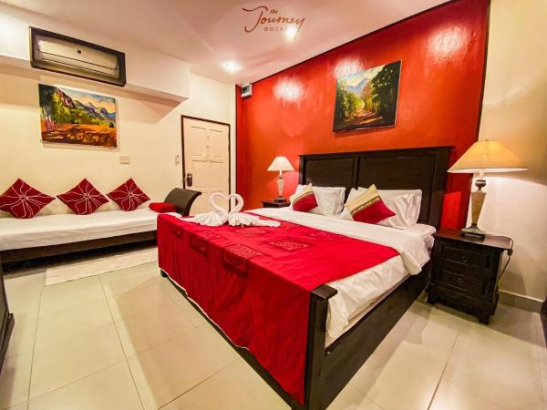 The Journey House Lifestyle Boutique Hotel : photo 2 de la chambre chambre triple avec baignoire