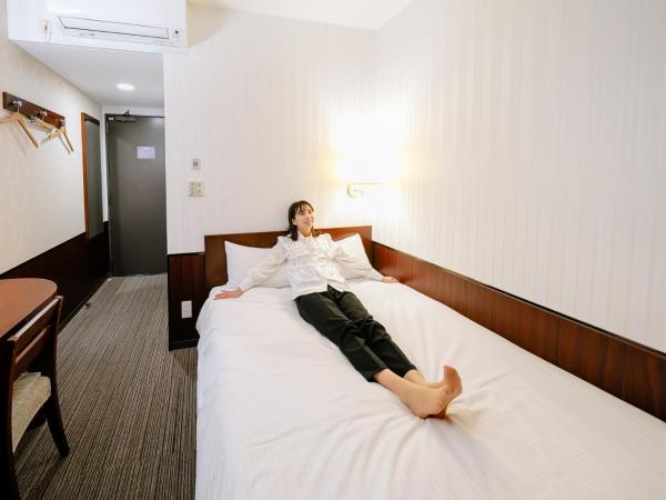 Hotel Hillarys : photo 4 de la chambre chambre double avec petit lit double et douche – non-fumeurs