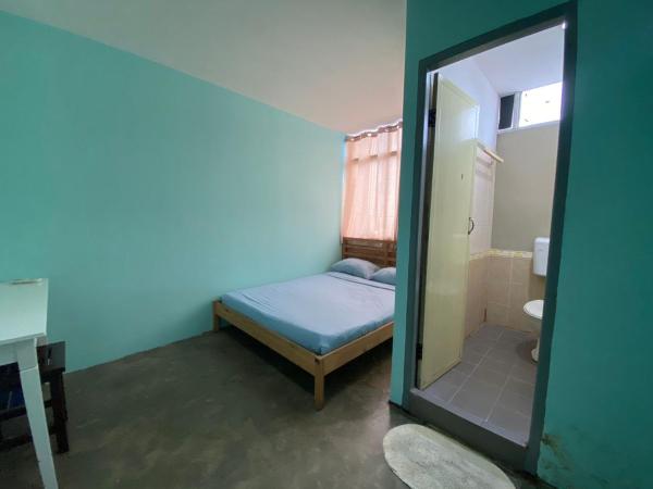 CheckInn Express Kuching : photo 2 de la chambre chambre double deluxe