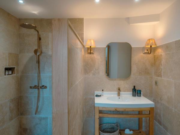 Villa Kirssis : photo 1 de la chambre suite junior - vue sur mer