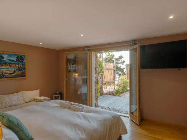 Villa Kirssis : photo 2 de la chambre chambre double deluxe - vue sur mer