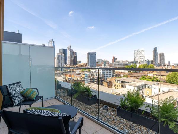 Hyatt Place London City East : photo 2 de la chambre luxueuse chambre king avec balcon