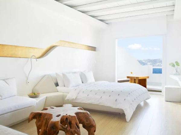 Superb 2BR Suite with Greek style : photo 5 de la chambre suite