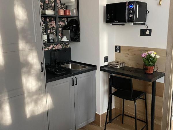 GARDEN HOUSE Madrid : photo 3 de la chambre chambre double