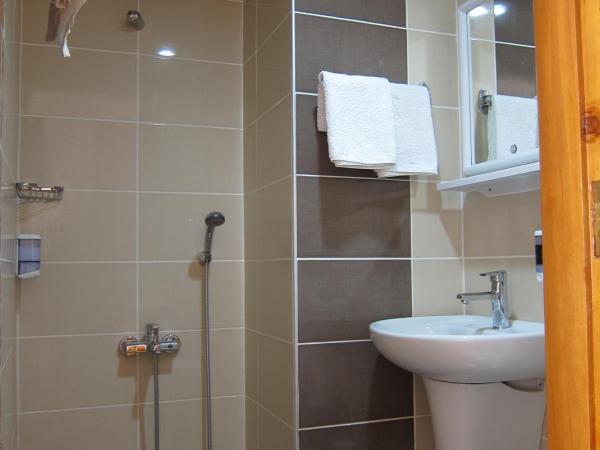 Sergent Hotel : photo 5 de la chambre chambre lits jumeaux standard