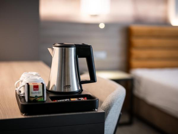 Hotel Ivka : photo 6 de la chambre chambre double ou lits jumeaux supérieure avec balcon