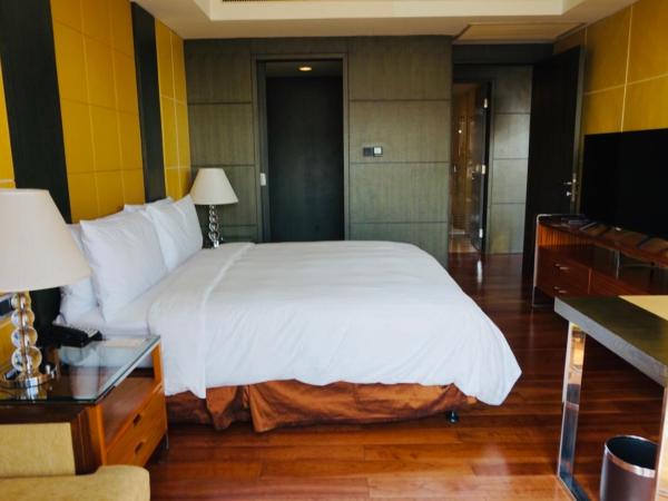 The Sandalwood Beijing Marriott Executive Apartments : photo 7 de la chambre one-bedroom apartment + 108㎡ + private bedroom + private living room + open-plan kitchen + laundry room + complimentary high-speed internet