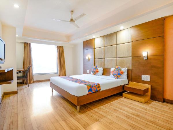 FabHotel Cambay Sapphire : photo 1 de la chambre chambre double supérieure