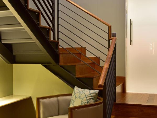 Pousada de Lisboa - Small Luxury Hotels Of The World : photo 2 de la chambre mezzanine suite with king size bed