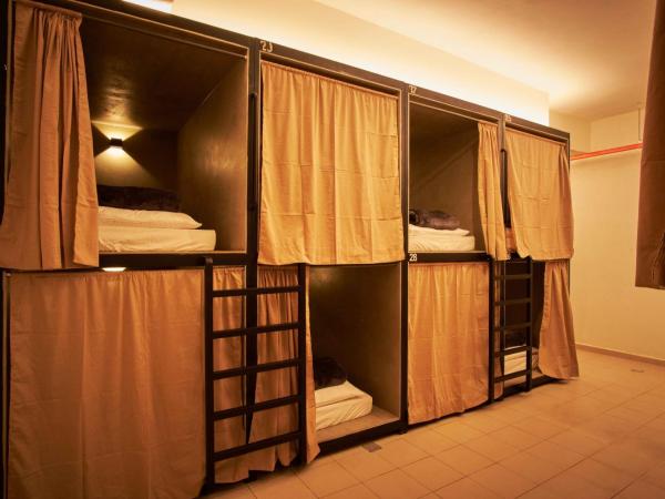 Some Place Else : photo 3 de la chambre dortoir mixte de 8 lits