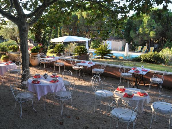 Bastide de l'Avelan : photo 5 de la chambre chambre double