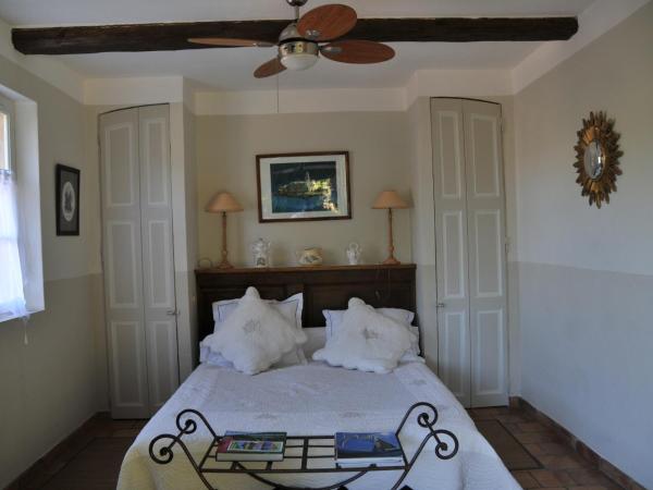 Bastide de l'Avelan : photo 6 de la chambre chambre triple confort