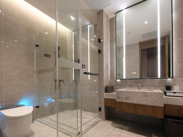 Ramada by Wyndham Wuhan Wangjiawan : photo 4 de la chambre executive king room - chinese citizens only