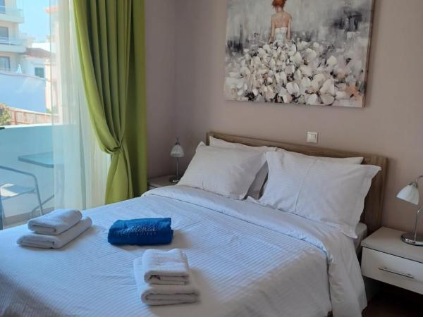 Melenia Suites : photo 2 de la chambre appartement 1 chambre de luxe - vue sur jardin