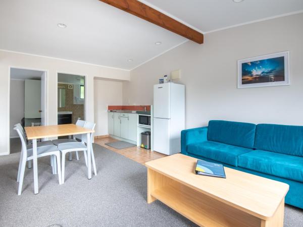 Blue Lake TOP 10 Holiday Park : photo 3 de la chambre chalet 2 chambres avec kitchenette