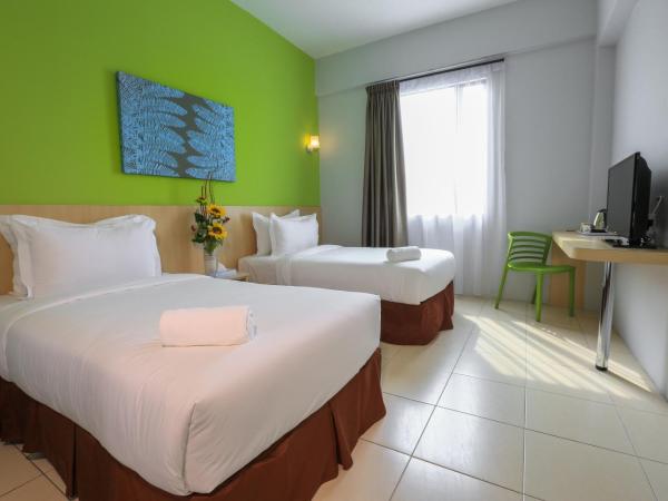 Temasek Hotel : photo 1 de la chambre chambre lits jumeaux supérieure