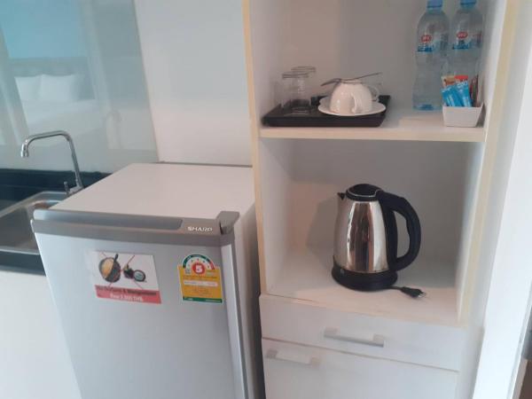 Panwa Beach Side Beachfront : photo 7 de la chambre chambre lits jumeaux deluxe