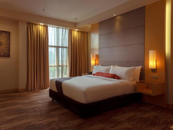The Waterfront Hotel Kuching : photo 4 de la chambre premier king suite (city view)