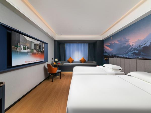 R ROYALSS HOTE Qujiang Dayan Pagoda : photo 1 de la chambre chambre lits jumeaux deluxe