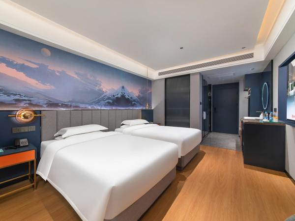 R ROYALSS HOTE Qujiang Dayan Pagoda : photo 2 de la chambre chambre lits jumeaux deluxe