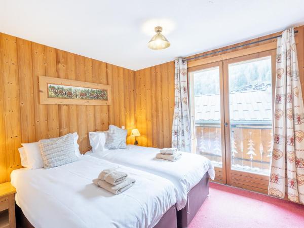 Savoy Morzine : photo 3 de la chambre chambre double ou lits jumeaux avec salle de bains