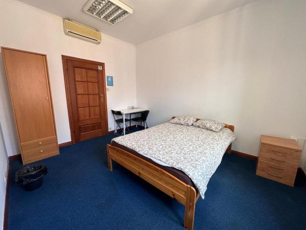 Erasmus Rooms Plus- 24h self check-in : photo 2 de la chambre chambre double standard