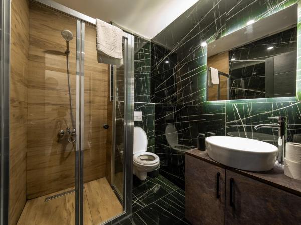 Mrt Suites Lara : photo 4 de la chambre suite familiale