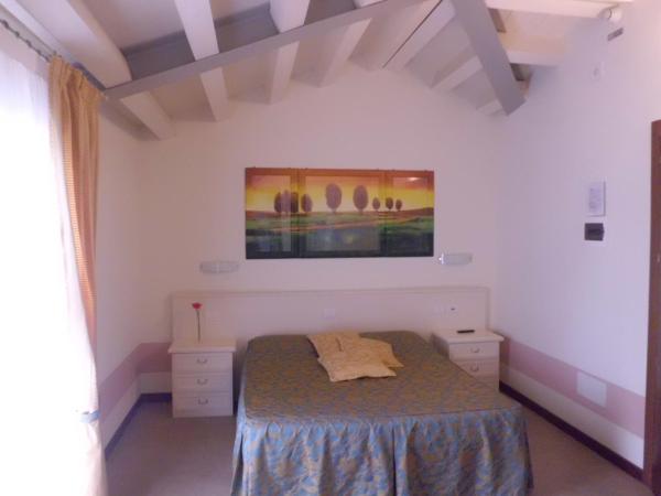 Sweet Home : photo 6 de la chambre chambre double ou lits jumeaux avec salle de bains