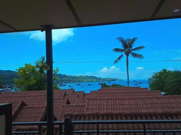 Phi Phi Sand Sea View Resort : photo 10 de la chambre chambre familiale
