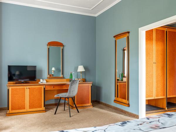 Spa & Wellness Hotel Silva : photo 4 de la chambre chambre double avec accès sauna