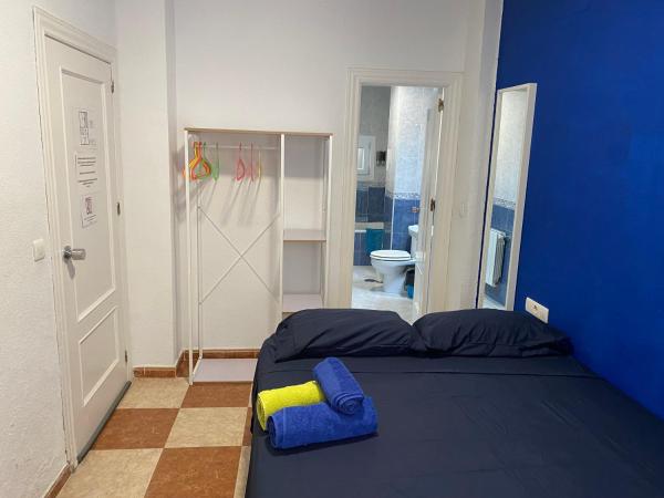 Oh! My Hostel : photo 3 de la chambre chambre double avec salle de bains privative