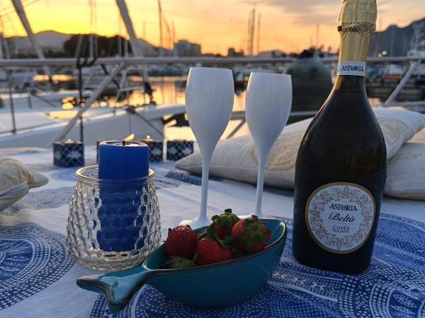 Moonlight Houseboat : photo 7 de la chambre mobile home