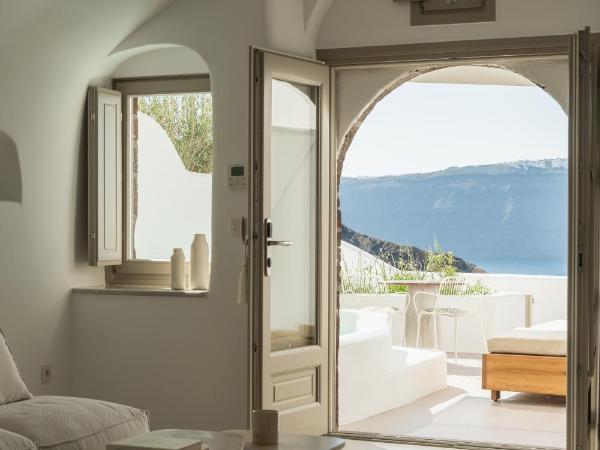 Canaves Ena - Small Luxury Hotels of the World : photo 6 de la chambre suite supérieure avec bassin profond