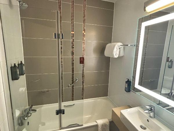 Clayton Hotel Cardiff : photo 5 de la chambre chambre triple deluxe