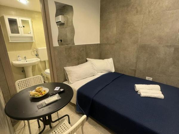 Terrazza Miracoli Napoli : photo 5 de la chambre appartement - rez-de-chaussée