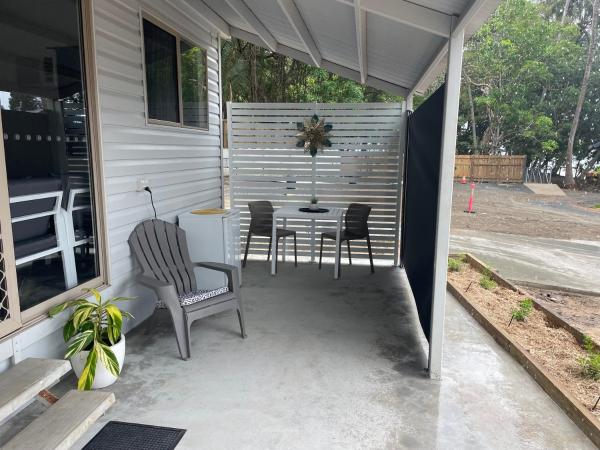 Ellis Beach Oceanfront Holiday Park : photo 1 de la chambre studio avec vue sur jardin