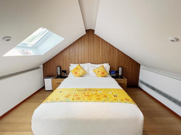 北京悦明元星空白塔景观四合院民宿 : photo 10 de la chambre suite familiale