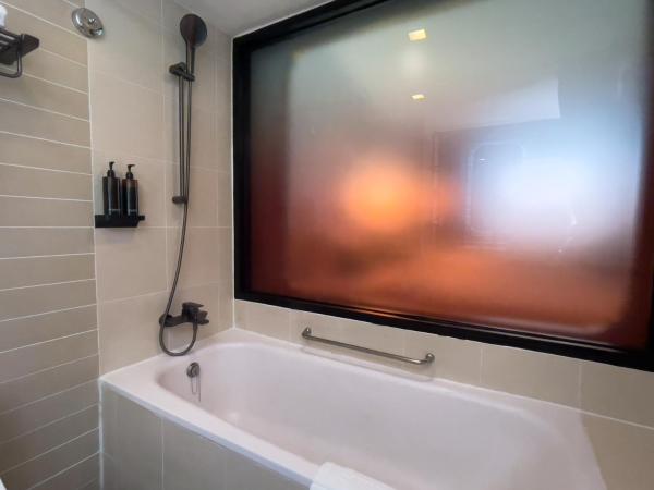 A-One Boutique Hotel : photo 5 de la chambre deluxe twin bed (bangkok building)