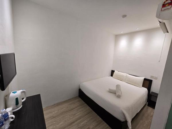One Point Hotel @ King Centre : photo 1 de la chambre chambre lit queen-size