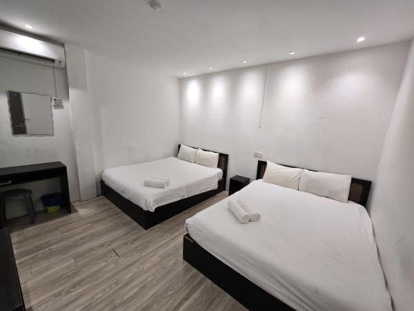 One Point Hotel @ King Centre : photo 1 de la chambre chambre familiale