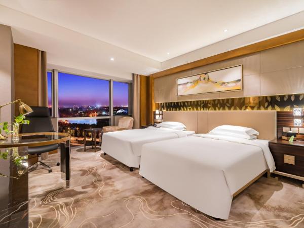 Lake View Hotel : photo 2 de la chambre chambre lits jumeaux - vue sur lac