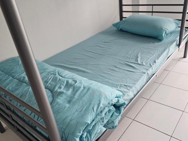 JS786 Cafe&Bistro : photo 3 de la chambre lit simple en dortoir