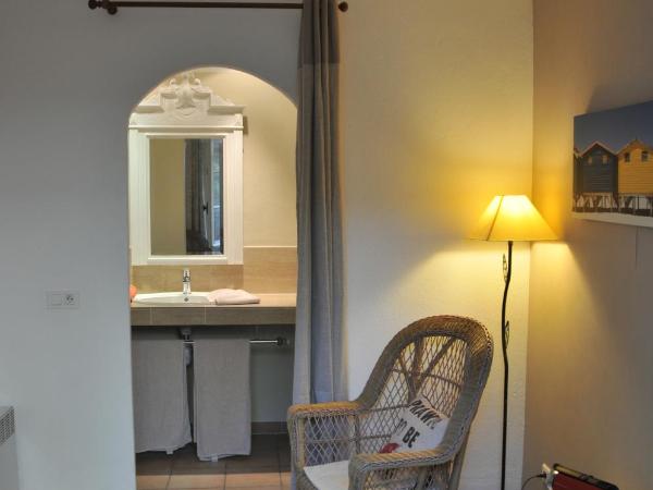 Bastide de l'Avelan : photo 1 de la chambre chambre double supérieure avec terrasse