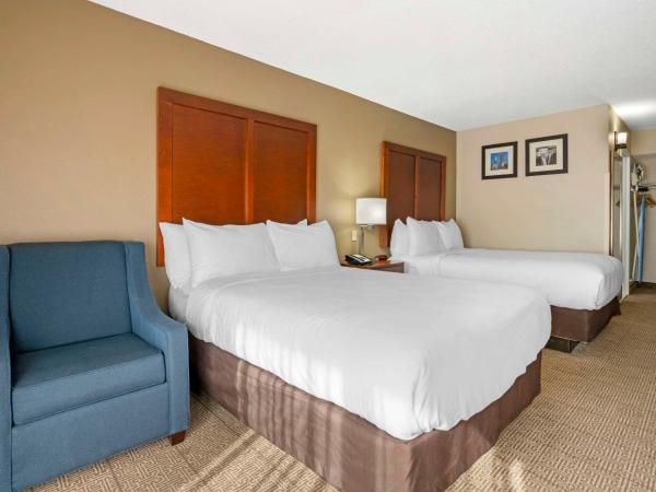 Comfort Inn & Suites North at the Pyramids : photo 3 de la chambre chambre double avec 2 lits doubles