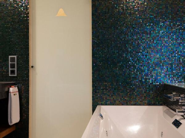 Avalon Hotel : photo 4 de la chambre chambre double supérieure avec baignoire