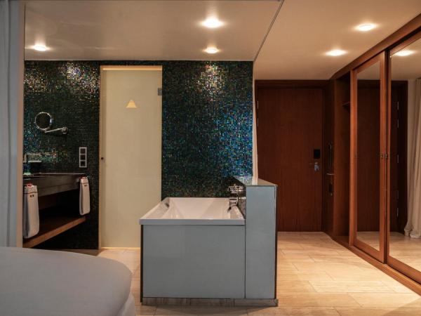 Avalon Hotel : photo 5 de la chambre chambre double supérieure avec baignoire