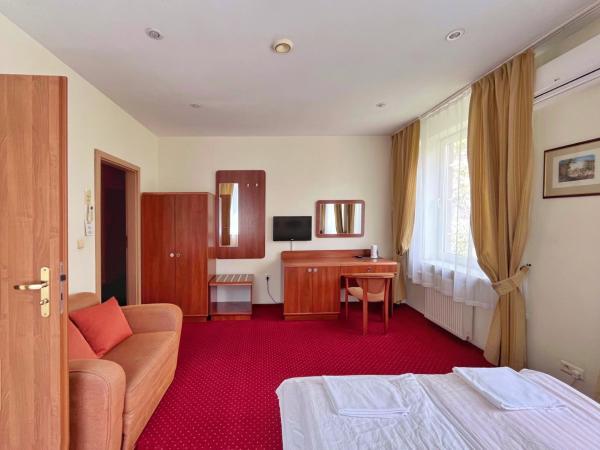 Fry House : photo 7 de la chambre chambre double avec salle de bains privative