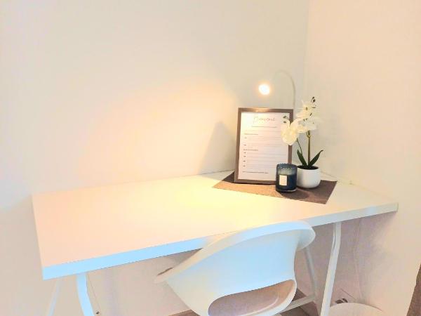 La Belle Thil - Proche Aéroport - Chambres Individuels : photo 3 de la chambre chambre double