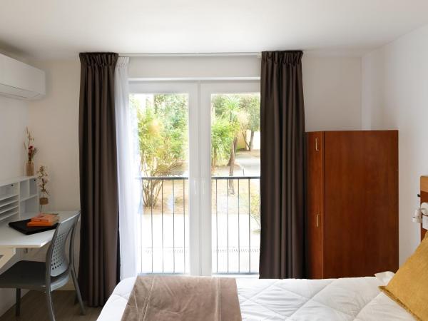 Appart Hotel Corte HR : photo 6 de la chambre studio - accessible aux personnes à mobilité réduite 